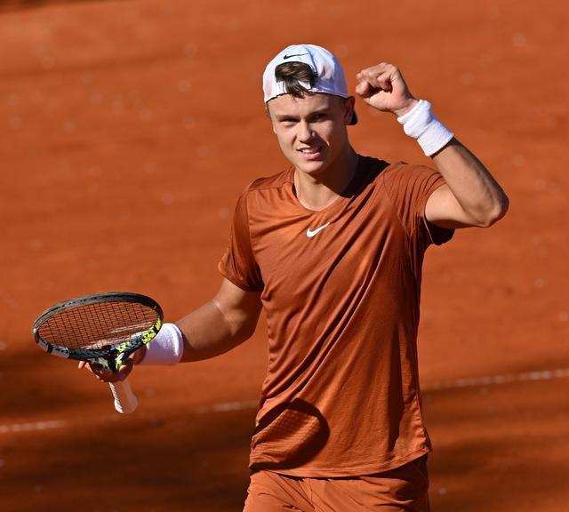 周末复出 周末复出