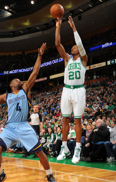 发了热烈讨 发了热烈讨