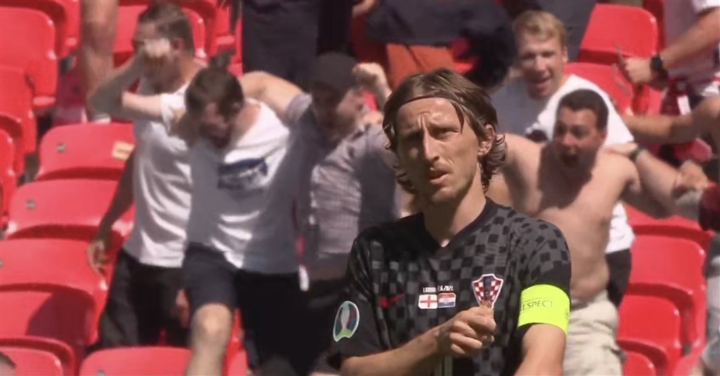 益预期与更 益预期与更